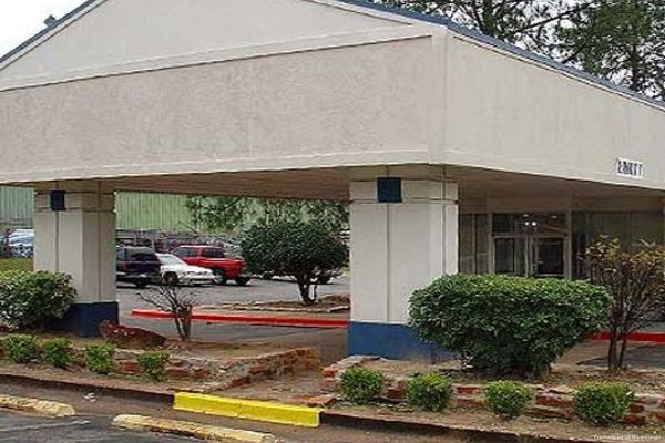 HOMEPLACE INN AND SUITES (Jacksonville)